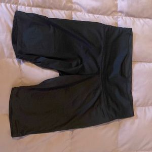 very nice,true to size(I bigger than a small,maybe stretched out a little bit)